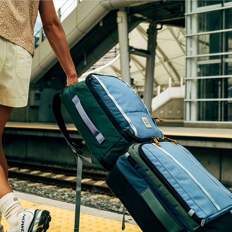 Topo Designs : Global Travel Backpack : Black/Black