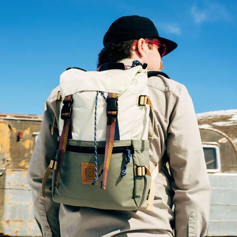 Topo Designs : Rover Pack Classic : Bone White/Pond Blue