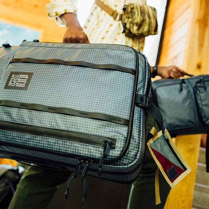 Apex Travel Roller Bag
